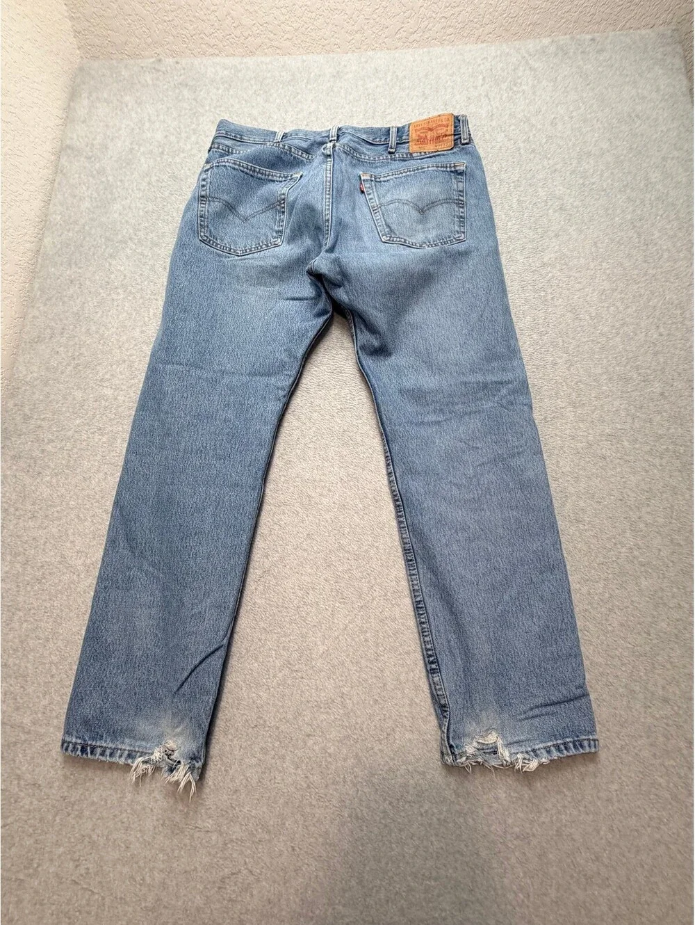 Levi's 505 Mens Jeans W38 L32 Light Wash Regular Fit Straight Leg Distressed Hem